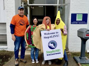 Rolf Blank with volunteers